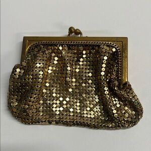 Whiting and Davis Metal Mesh Goldtone Kisslock Change Purse Wallet
